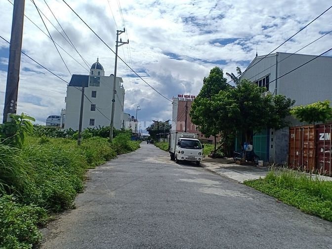 Bán lô đất tuyến 2 khu chung cư Bãi Huyện thôn Vân Tra, xã An Đồng, huyện An Dương, Hải Phòng